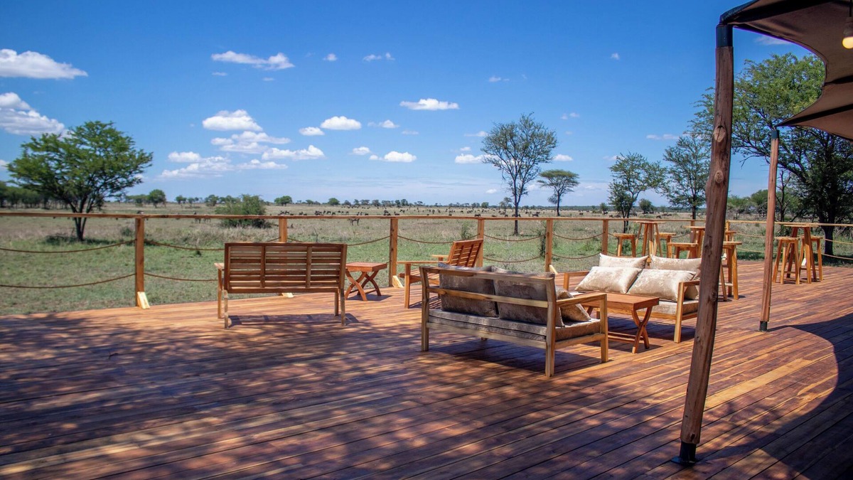 Serengeti National Park Hotel | Conserve Safari Serengeti
