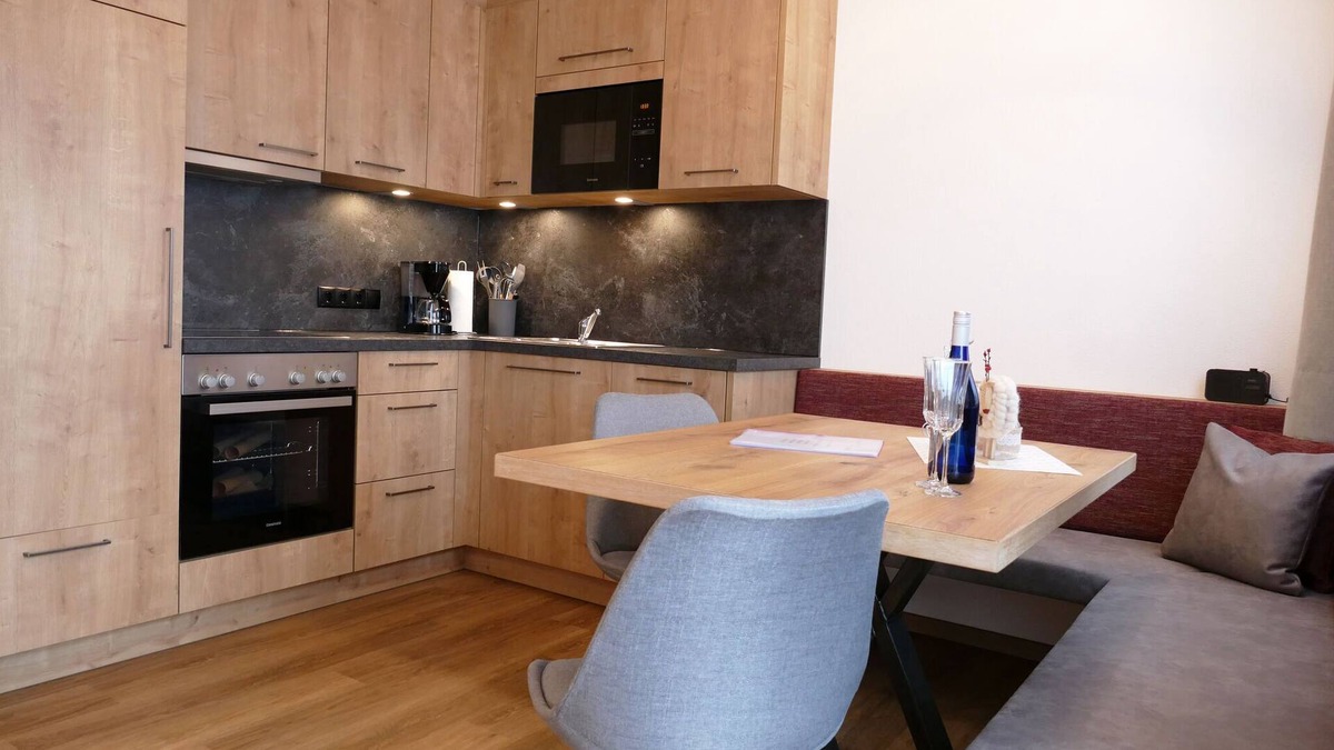 Gerlosbergeben Apartment | Contemporary Apartment in Gerlosberg near Forest