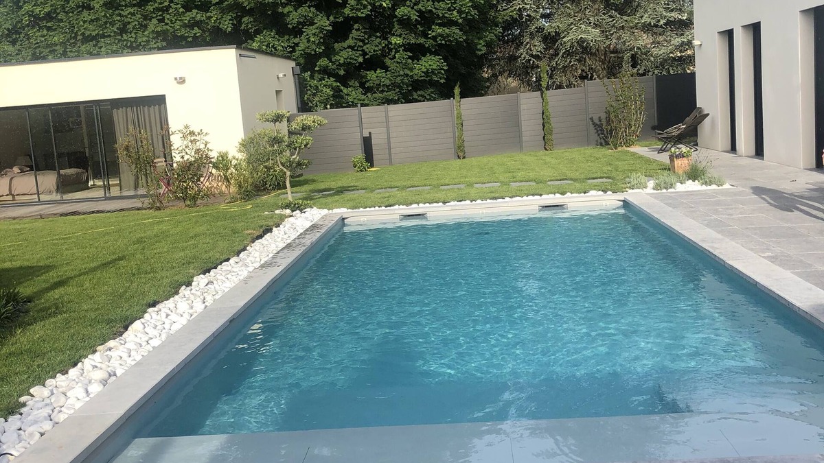 Saint-Didier-au-Mont-d'Or House | Contemporary house ST DIDIER AU MONT D'OR