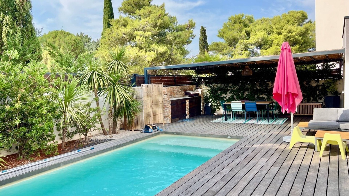 Saint-Jean-de-Vedas Villa | Contemporary villa with pool, 10 minutes from the beach!