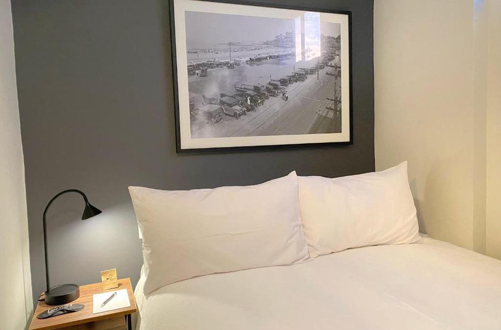 Miraflores Apartment | Contemporary 1BR at La Huaca Pucllana