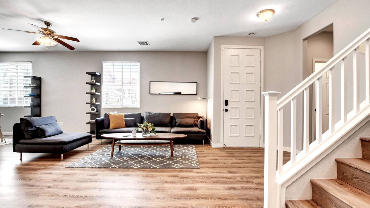 Las Vegas House | Contemporary 3BR House Near DT Summerlin – 3 Miles