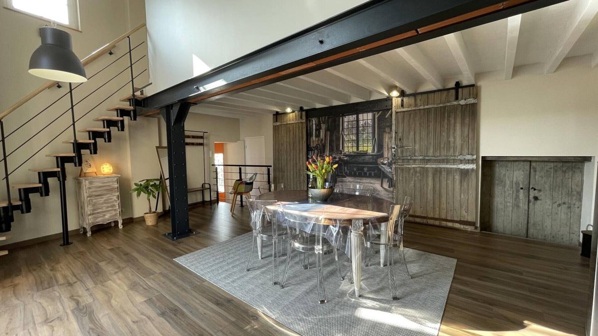 Louchy-Montfand Cottage | Contemporary Accommodation in Louchy-Montfand with Shared Pool