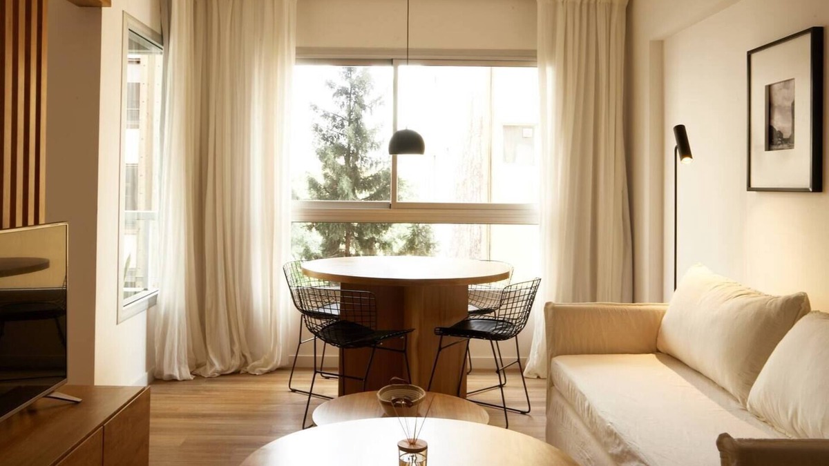 Constitucion Apartment | Contemporary apartment in bustling San Telmo - Premier Building