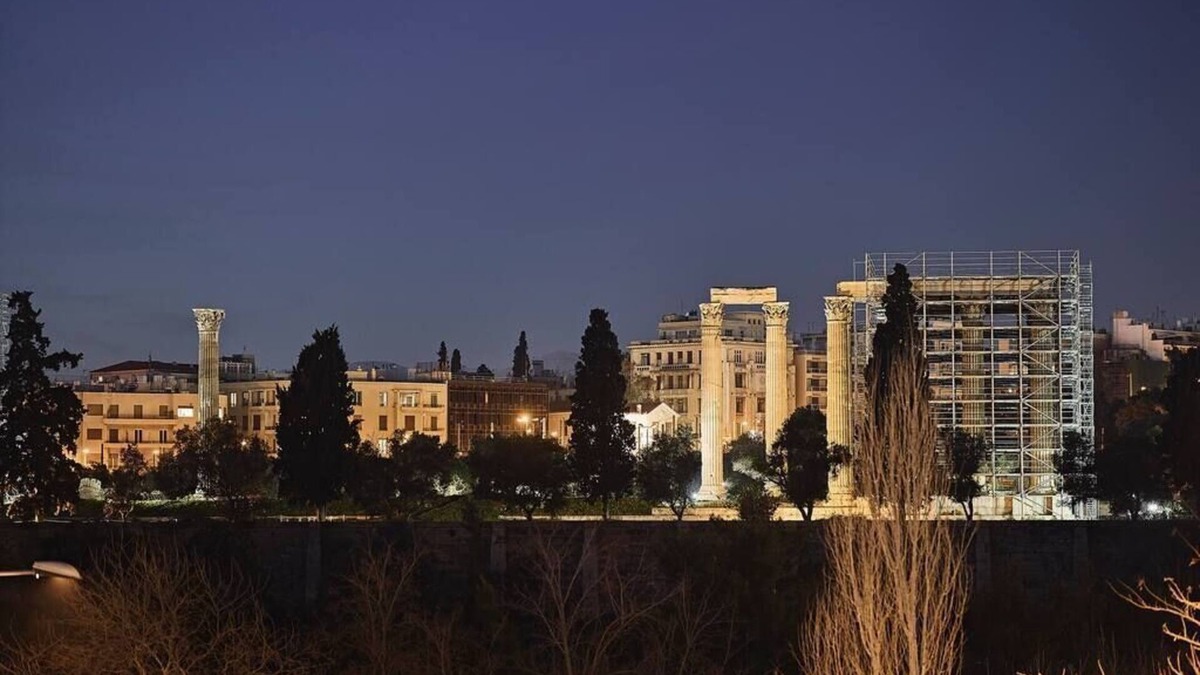Mets Apartment | Contemporary Apartment in Central Athens