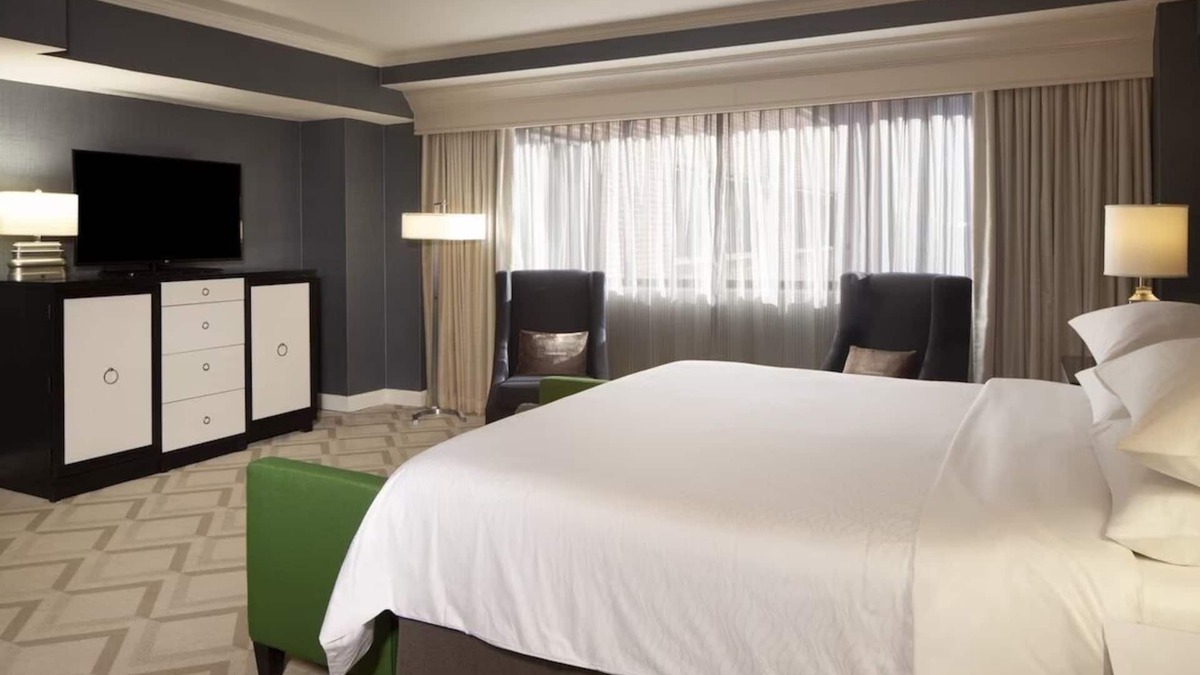 West End Hotel | Contemporary Classic Getaway! Close to Potomac Waterfront