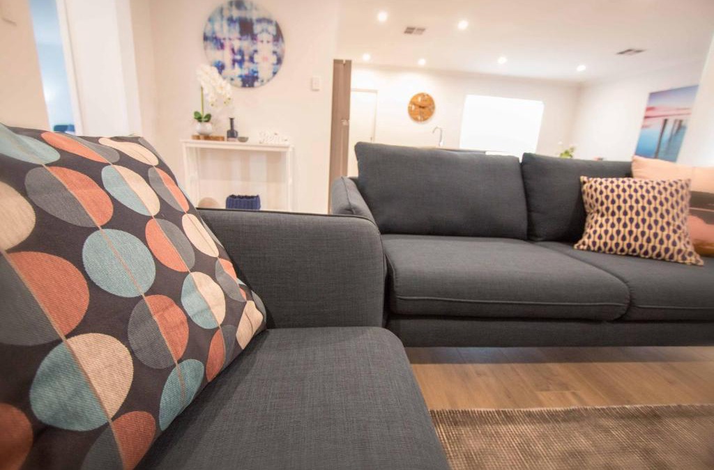 Seymour House | Contemporary ‘Esprit’ with river reserve access