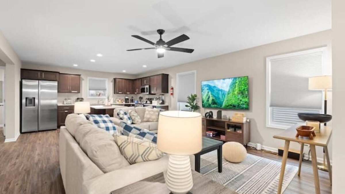 Fort Wayne House | Contemporary Home Near Downtown FW!