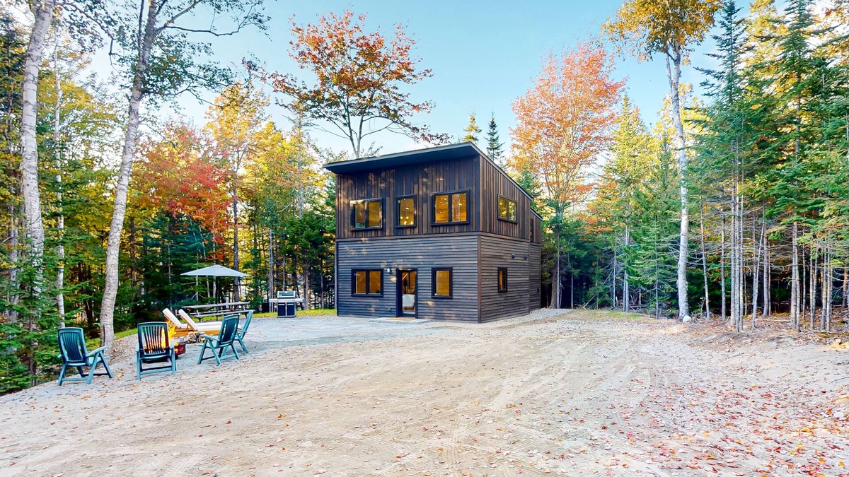 Lamoine House | Contemporary home with woodstove, firepit, 2 kitchens & fast WiFi- walk to beach