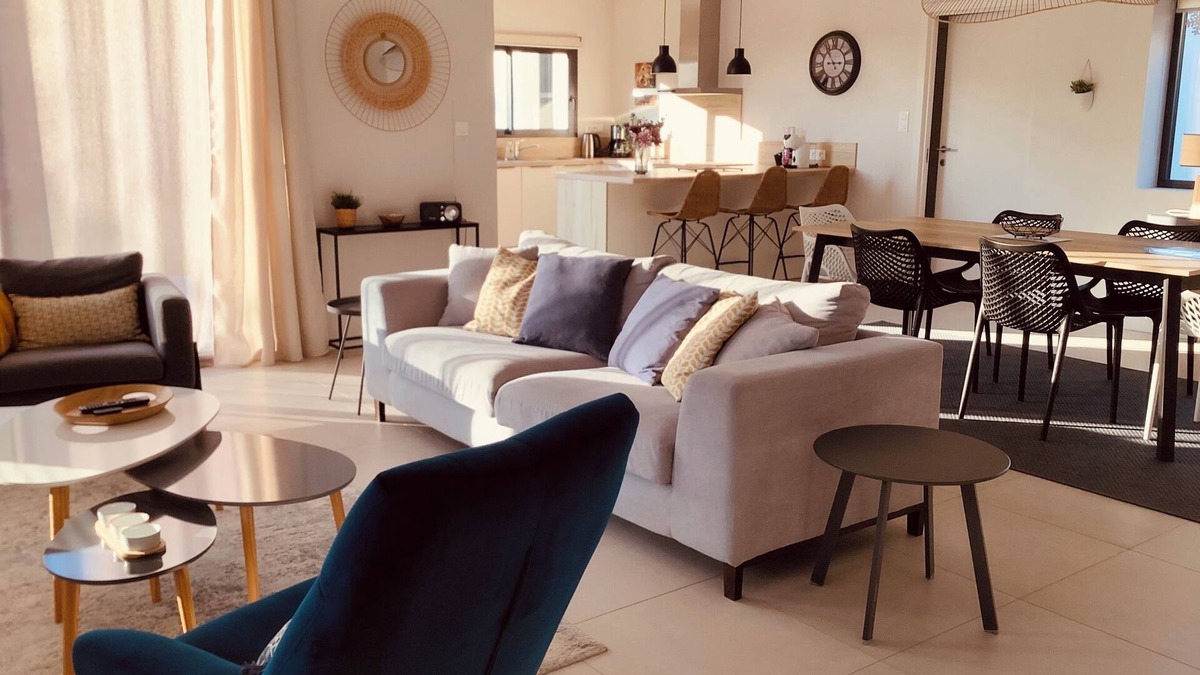 Tregastel House | Contemporary house * (110 m2), 5-minute walk from sandy beaches and the GR