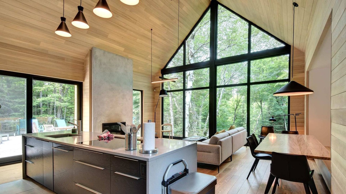 Lac Superieur Village Ski Chalet | Contemporary in nature☀️ Spa & Sauna CITQ#301985