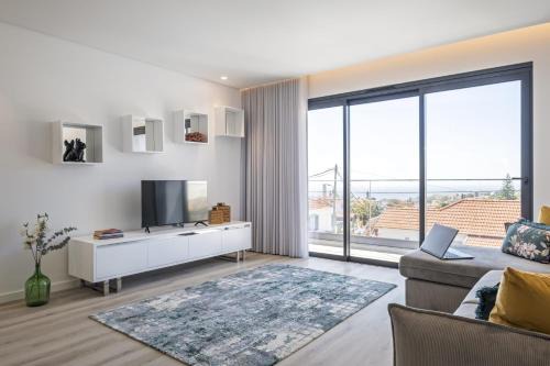 Santo Antonio Apartment | Contemporary Residence C by Homie