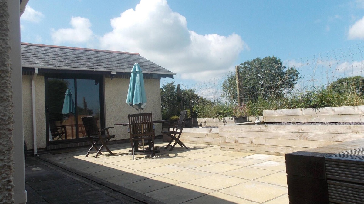Kilgetty House | Contemporary, spacious 5* Tenby/Saundersfoot