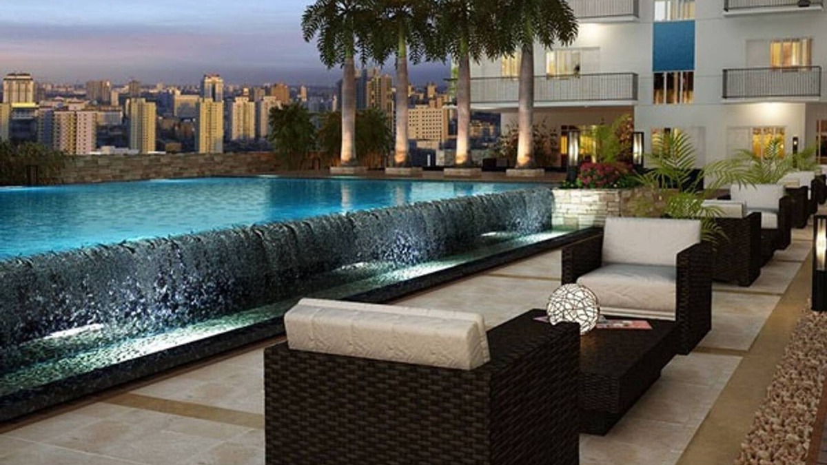 San Juan Condo | Contemporary style condo stay in the Heart of Manila with A/C+Wifi+Cable