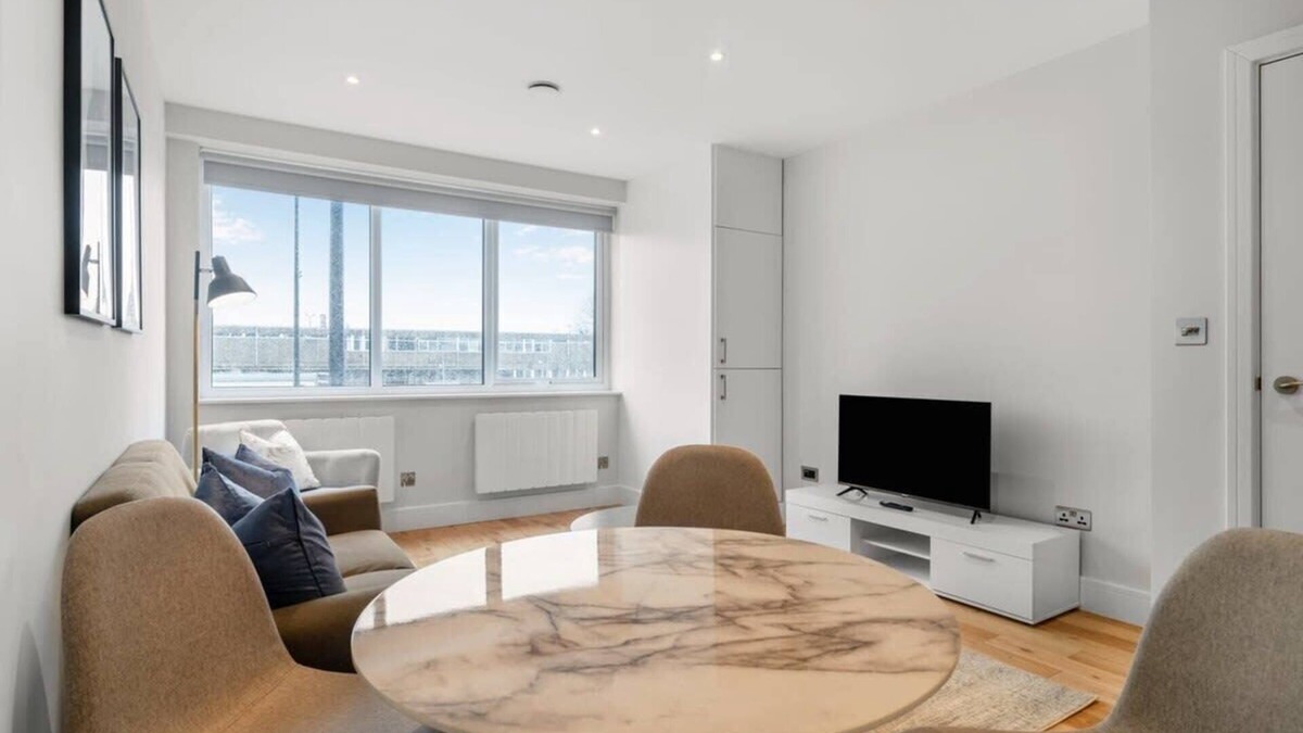 Eastleigh Apartment | Convenient 1 Bed Apartment in central Eastleigh