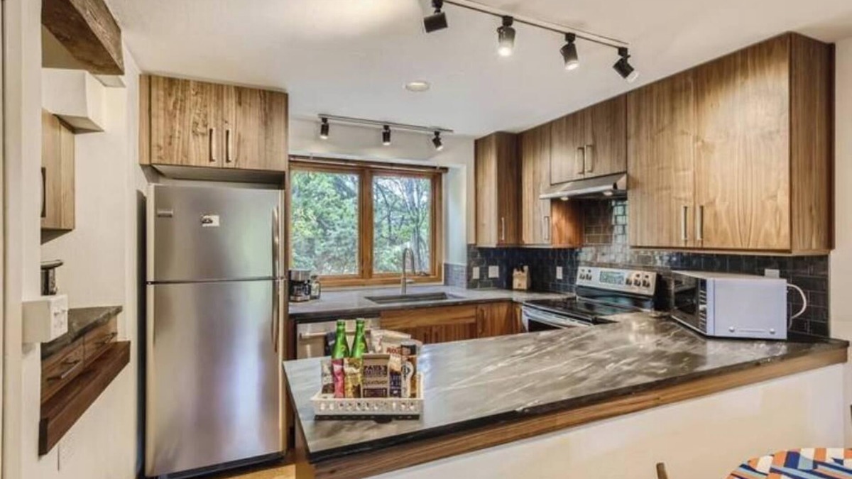 Central Boulder Apartment | Convenient 2 BDR near all things Downtown Boulder