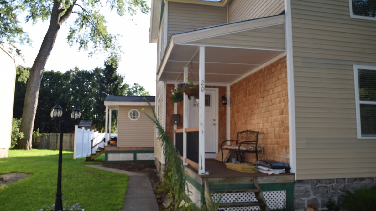 Glens Falls Apartment | Convenient 2-bedroom apartment in Glens Falls with WiFi
