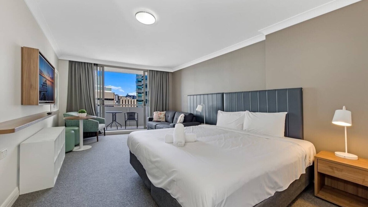 Chatswood Apartment | Convenient Cozy Studio Next to Chatswood Station