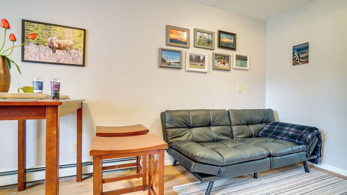 Kenai Apartment | Convenient Kenai Apt - 3 Mi to Beach & Fishing