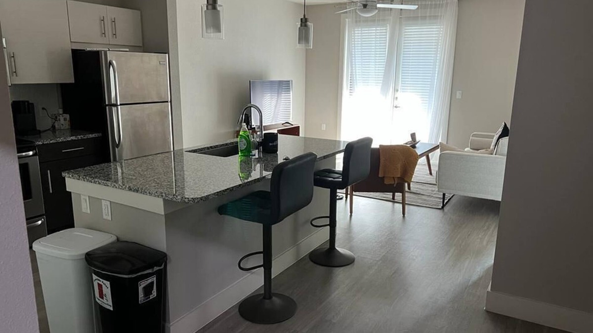 Richardson Apartment | Convenient Location-Stunning 1 bedroom Apartment