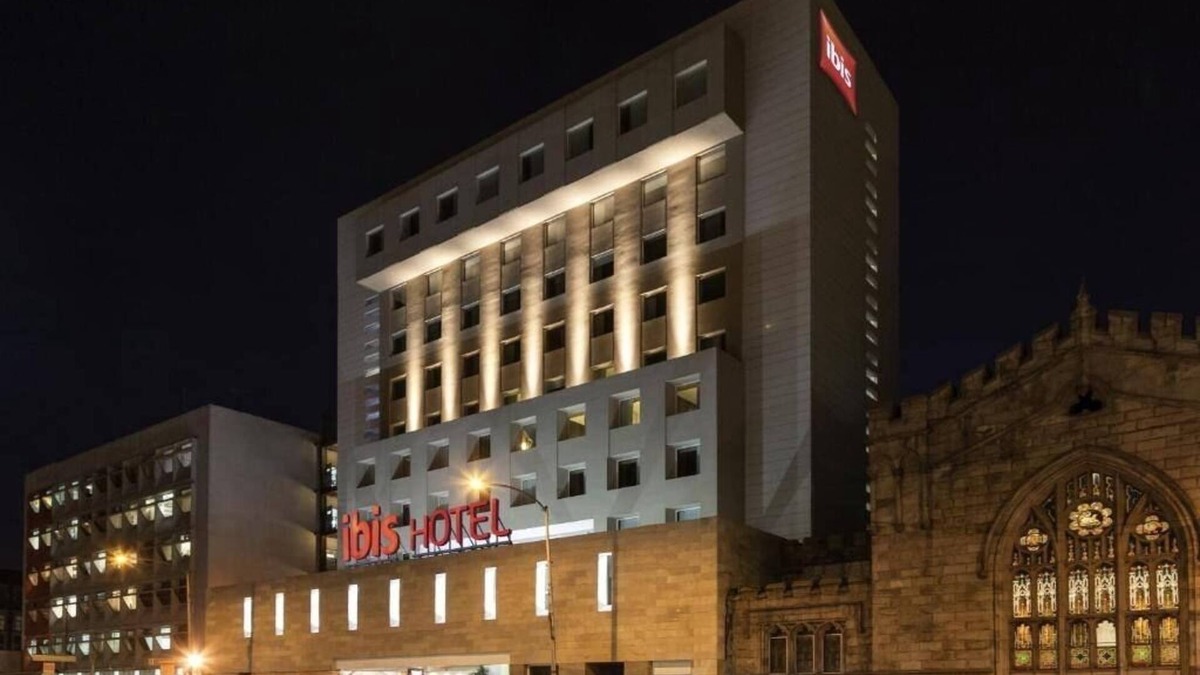 Colonia Centro Hotel | Convenient Stay with Free Parking & Close to Diego Rivera Mural Museum!