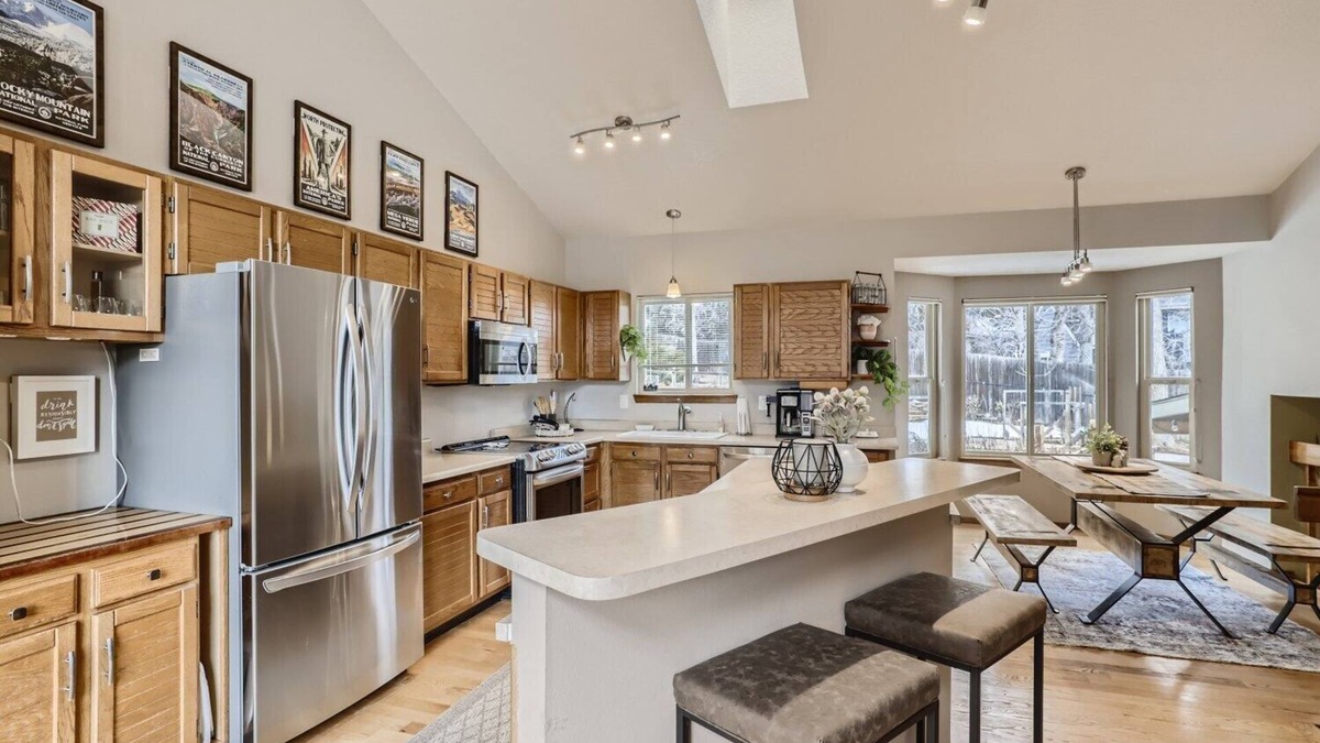 Ralston Valley House | Conveniently Between Boulder & Denver- Nearby Park, Large Yard, Covered Patio