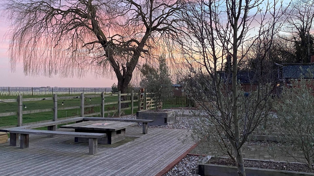 Burnham-on-Crouch House | Converted Barn on a working farm/Vineyard with Coastal walks and friendly goats.