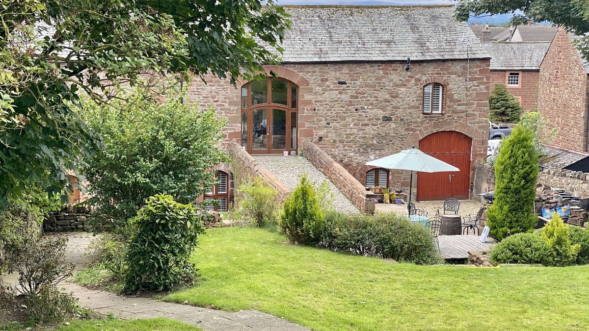 Long Marton House | Converted Barn in Eden Valley, close access to Lake District