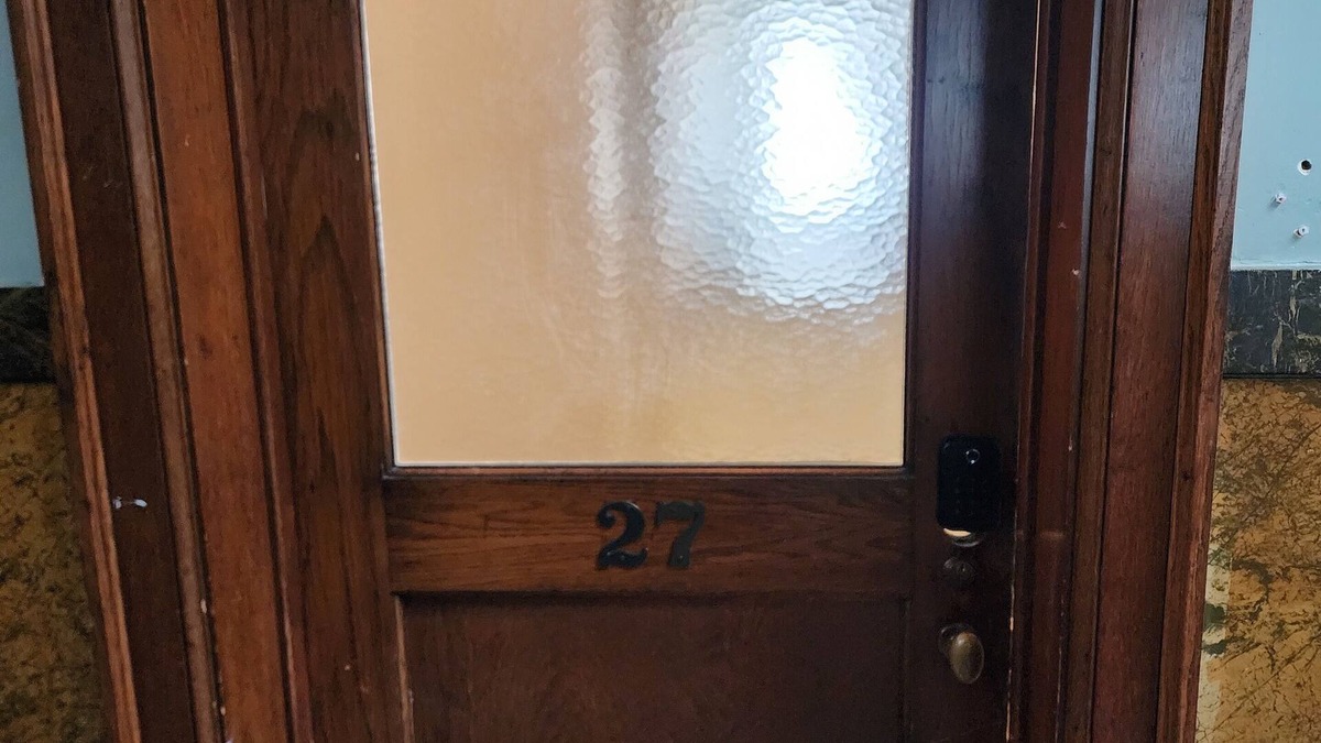 Lorain Apartment | Cool 2-bedroom apartment with AC in Lorain