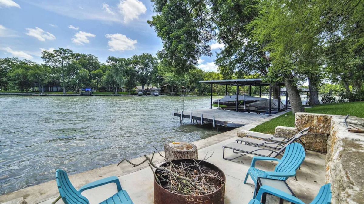 Seguin House | COOL & CONTEMPORARY