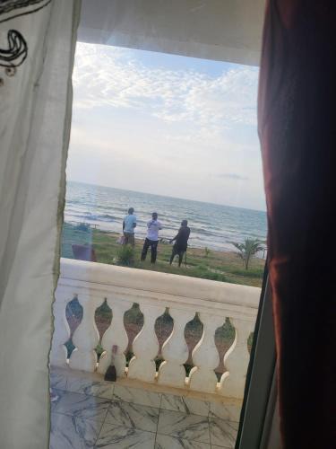 Brufut Bed & Breakfast | COOL DOWN BEACH Bar