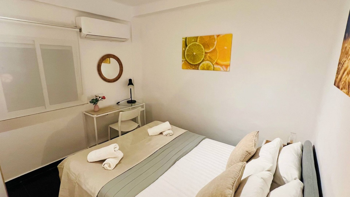 La Trinidad Apartment | Cool, Modern and Snug 3BR Apartment Peachy Stays