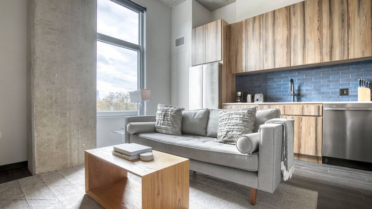 Near West Side Apartment | Cool West Loop Studio w/Rooftop & Dog Wash, nr L, by Blueground