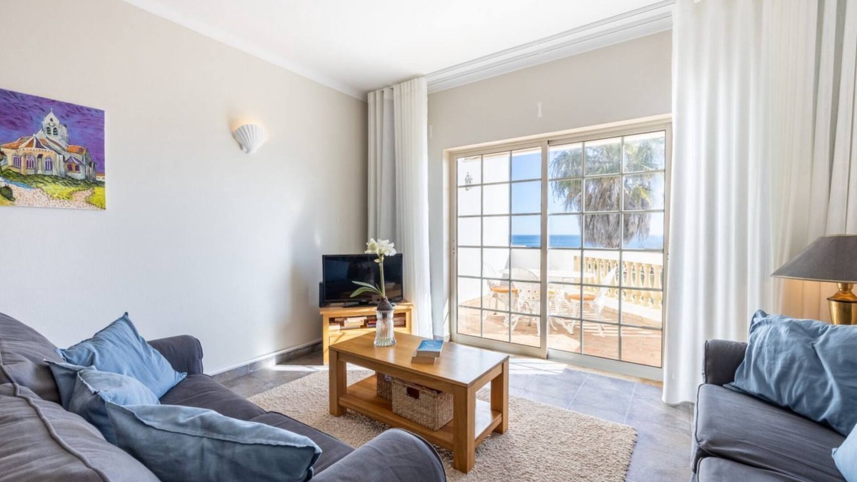 Praia da Luz Apartment | CoolHouses Algarve Luz | Palm Bay Fiji 11