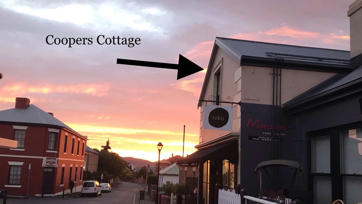Battery Point Cottage | Coopers Cottage Battery Point