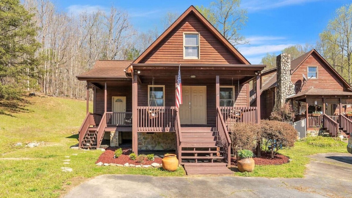 Cleveland Cabin | Copper Valley Retreat 10mn to Jones Gap/Table Rock