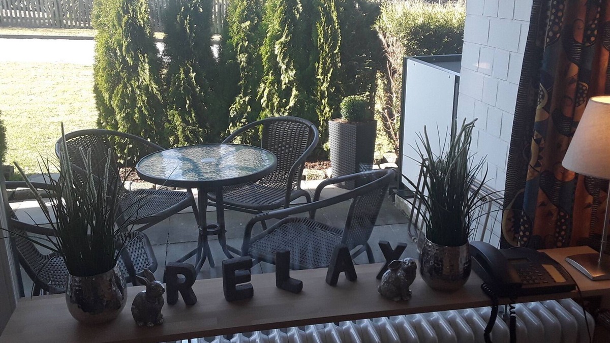 Sudrandweg Apartment | Cordes, Apartment 1, with sauna and outdoor pool, right on the lake