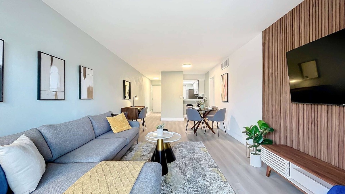 Harbordale Condo | Cordova Arms by Rocketstay