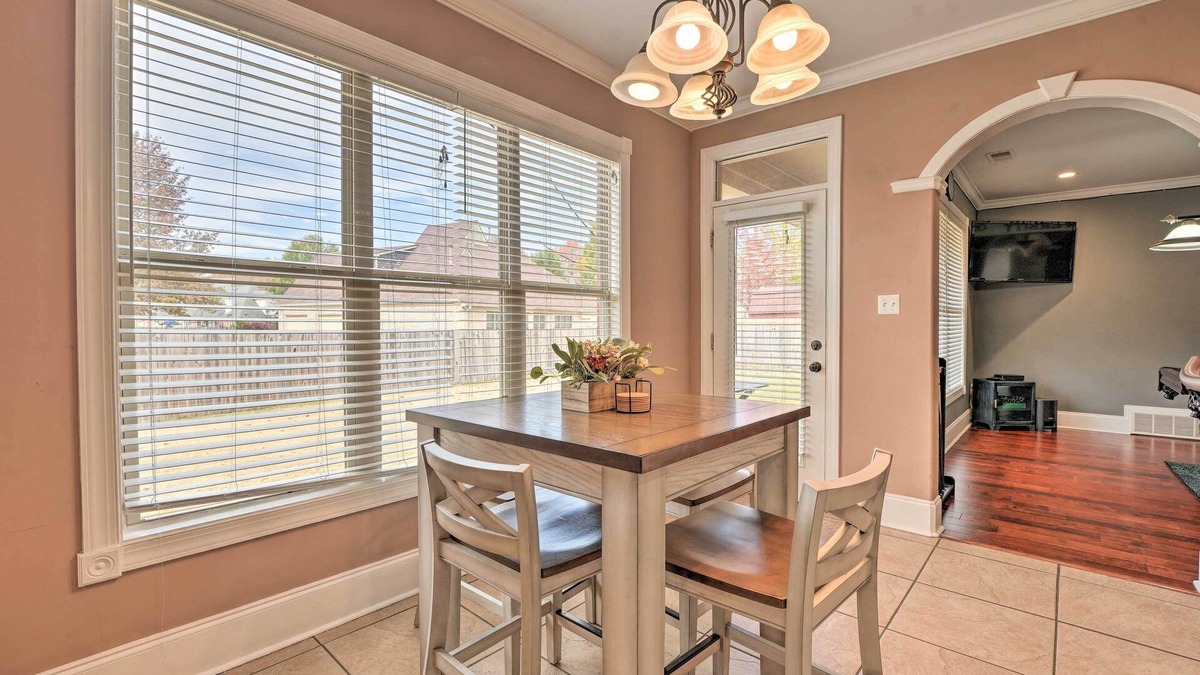 Cordova Cottage | Cordova Home w/Pool Table, 17 Mi to Memphis Zoo!