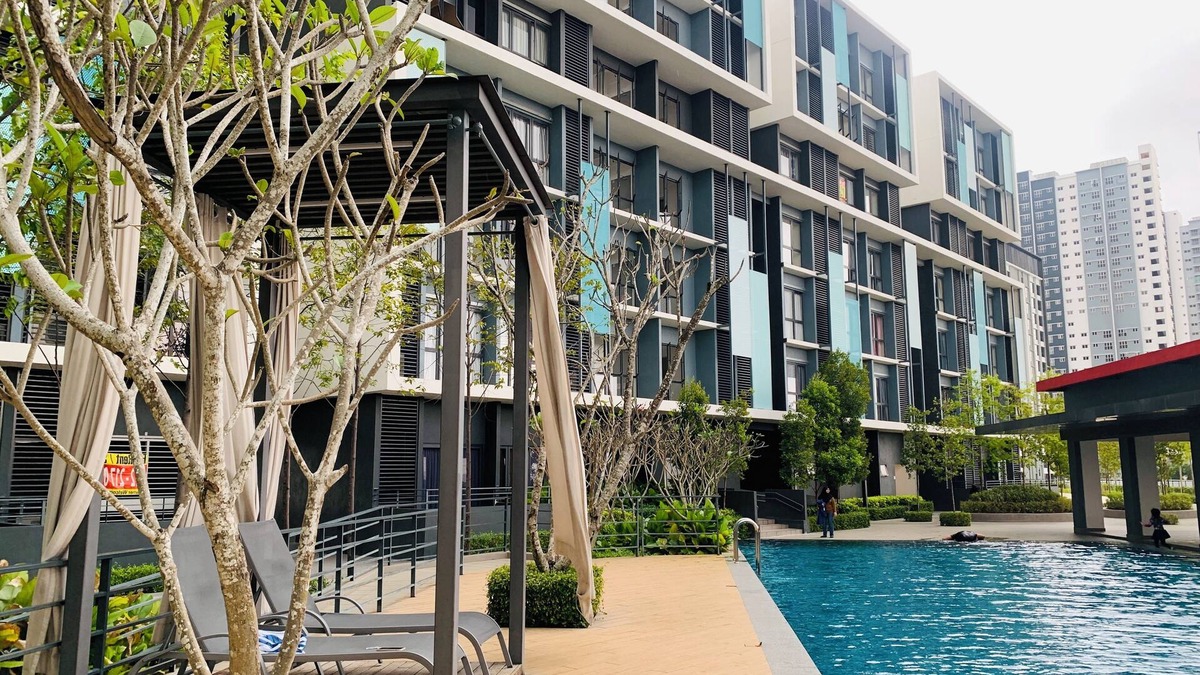 Kota Warisan Apartment | CoreSoho Suite by BKAstaycation KotaWarisan Sepang KLIA Airport, Free WiFi