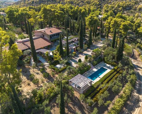 Katakali Villa | Corinthian Blue Retreat