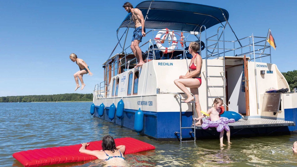 Zeuthen Boat Rental | Cormorant 1280 - Kuhnle-Tours Zeuthen