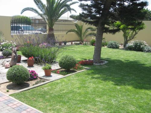 Center House | Cornerstone Guesthouse