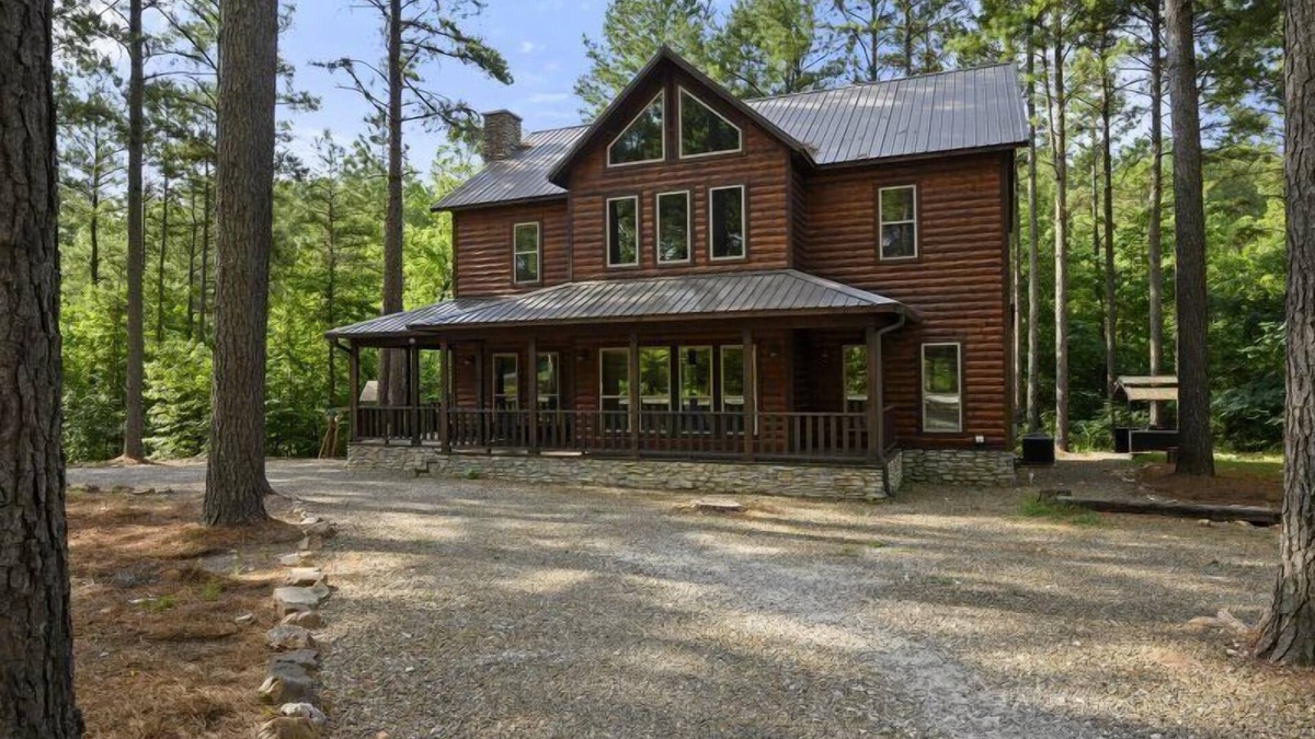 Broken Bow Cabin | Cornerstone in Hochatown/Broken Bow, OK