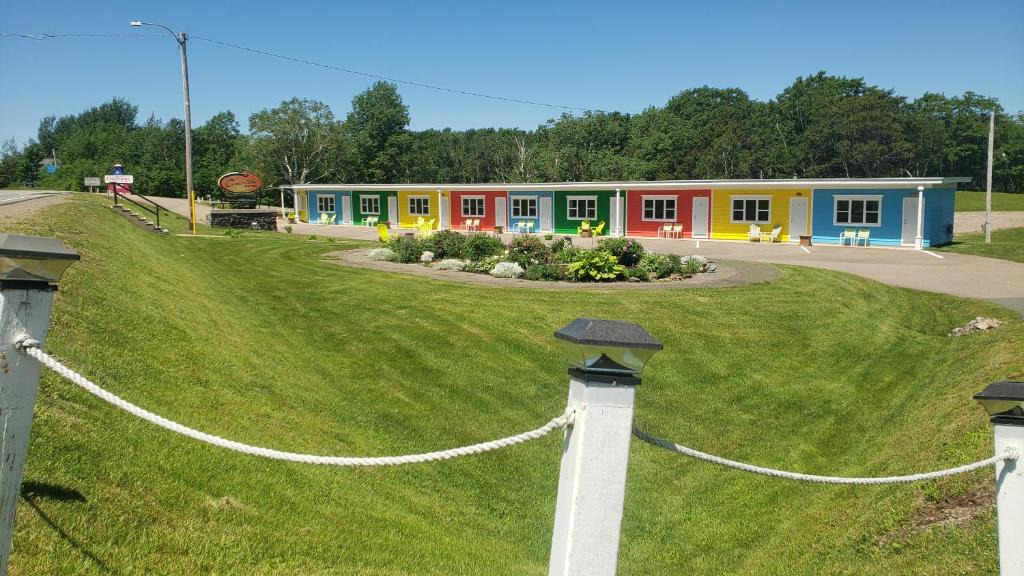 Petit-Etang Hotel | Cornerstone Motel