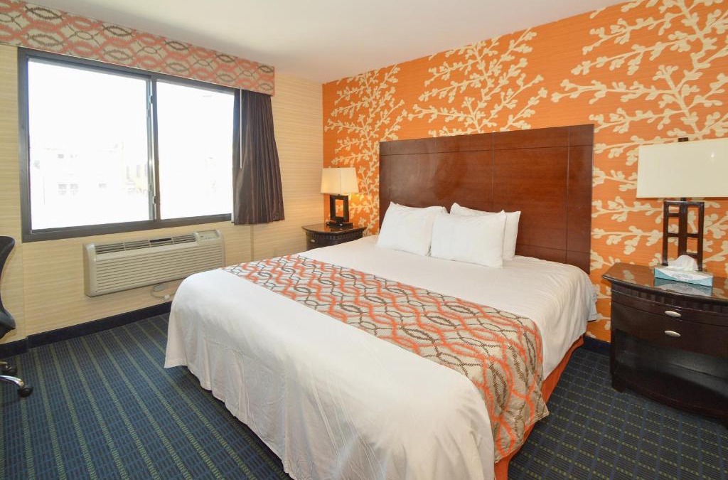Queens Hotel | Corona Hotel New York - LaGuardia Airport