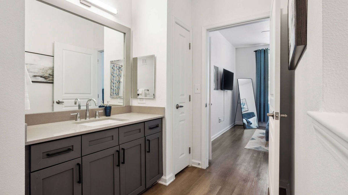 Frisco Apartment | Corporate Luxe Suite, near Legacy West + The Star