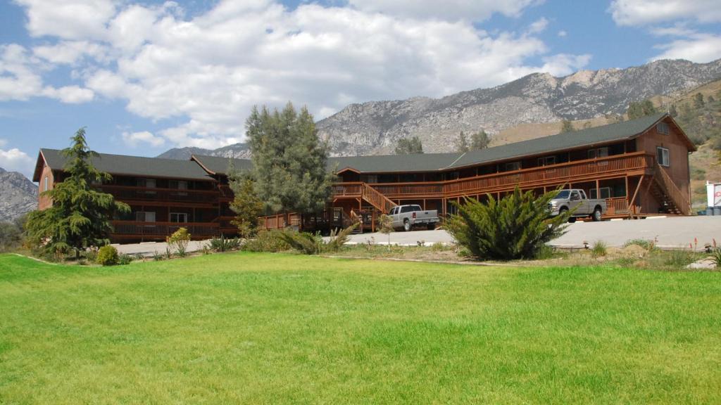 Kernville Cabin | Corral Creek Lodge