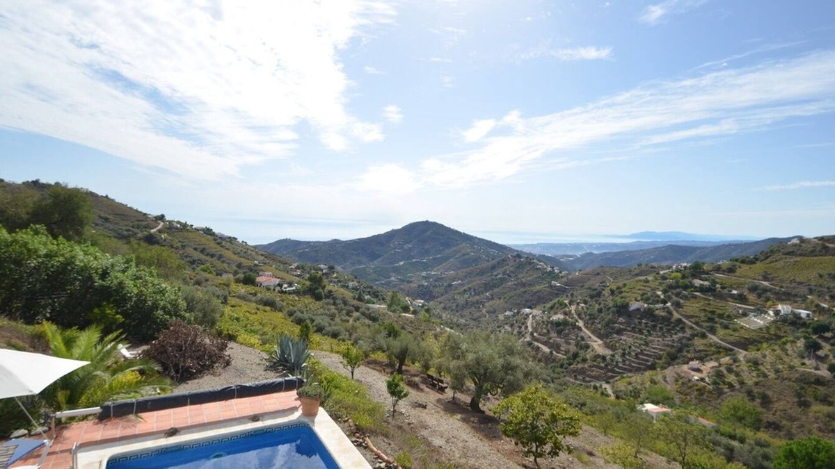 Competa Villa | Cortijo Bellavista - RV112 Cómpeta by Ruralidays
