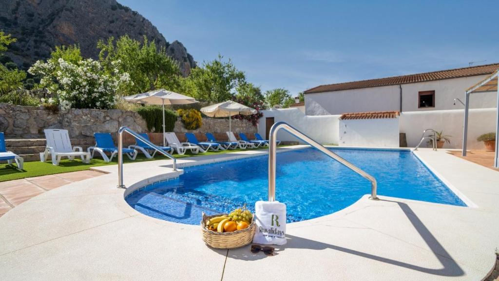 Montejaque House | Cortijo Rural Fuente Marchal Montejaque by Ruralidays
